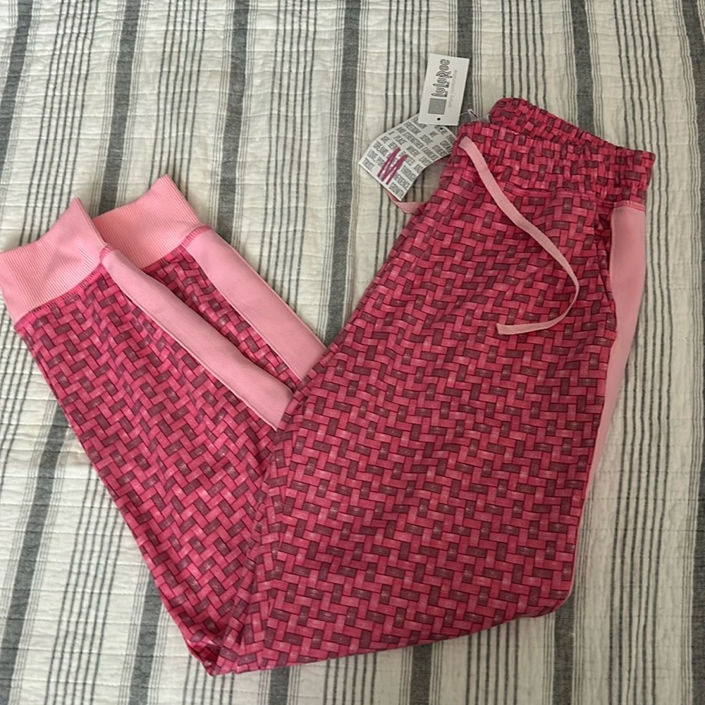 LulaRoe Jax joggers NWT